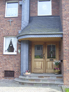 Vordach - Naturschiefereindeckung, Holzunterkonstruktion